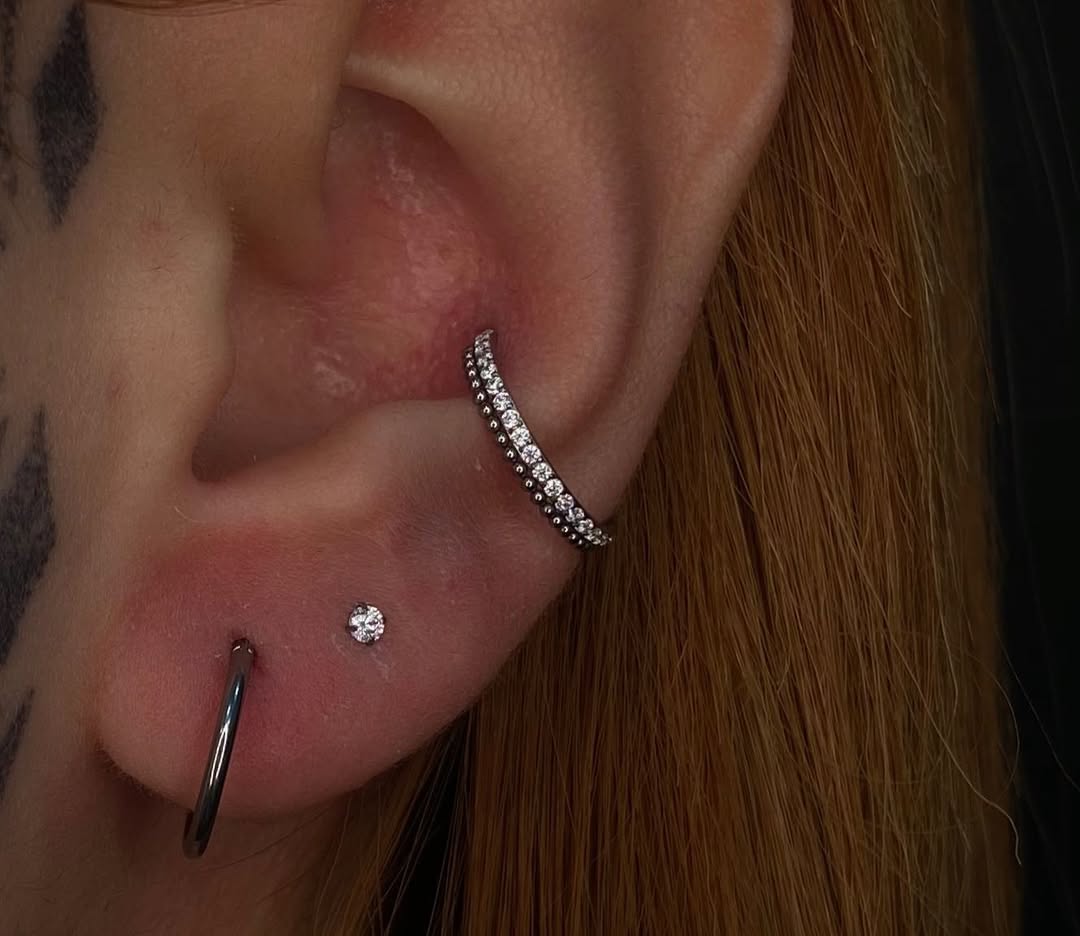 Argola cravejada com Esferas Nova York