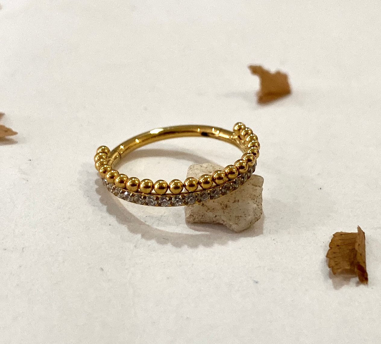 Argola cravejada com Esferas Nova York